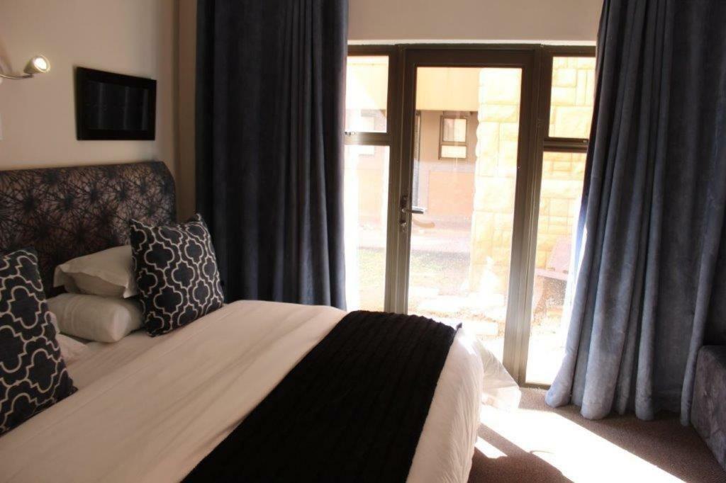 Reliwave Pty Ltd Apartment Bloemfontein Bagian luar foto