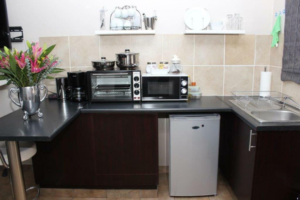Reliwave Pty Ltd Apartment Bloemfontein Bagian luar foto