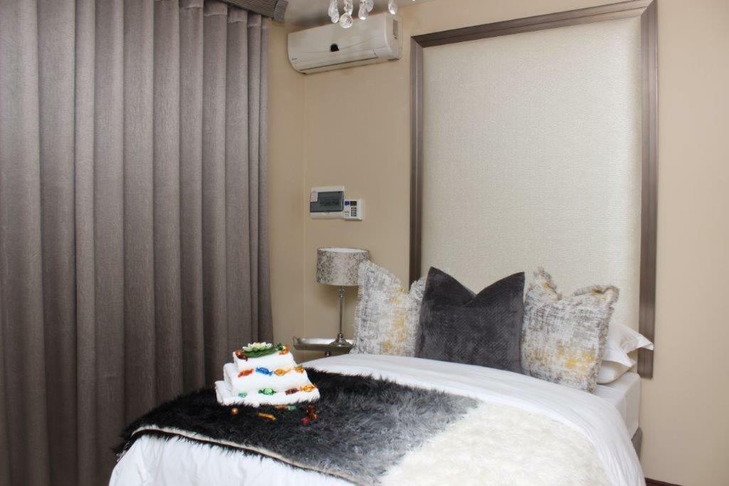 Reliwave Pty Ltd Apartment Bloemfontein Bagian luar foto